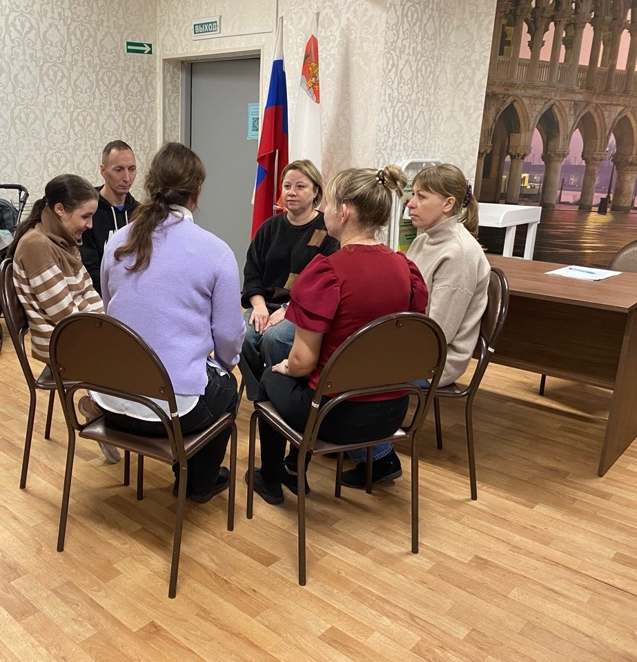 На базе Комплексного центра социального обслуживания населения  Харовского района в социально-реабилитационной службе начался курс занятий по программе «Я смогу сам!"