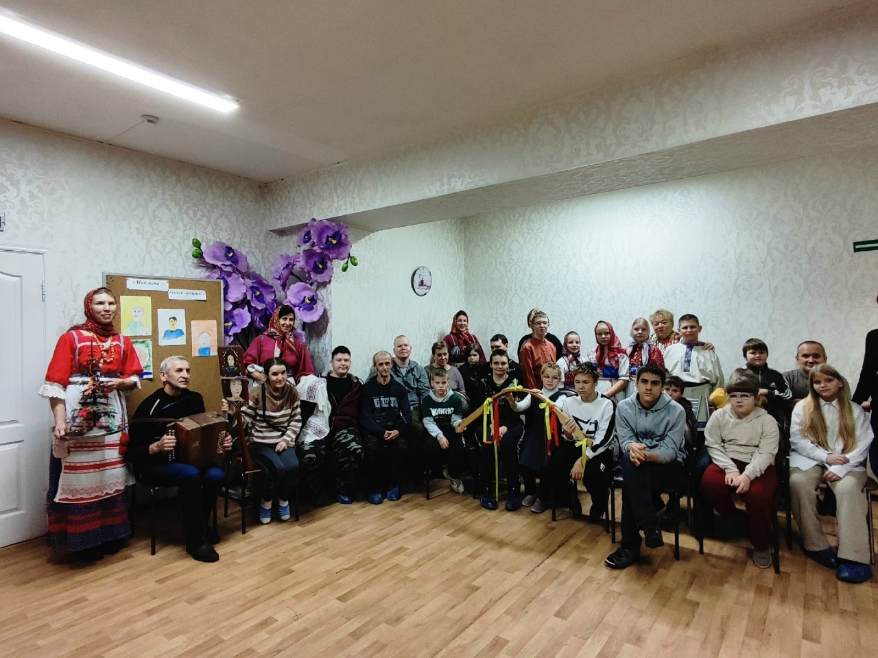 Сохранение традиций — это способ поддерживать связь со своими предками и прошлым. 