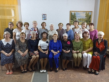 5 декабря "Серебряные" волонтеры отряда "Добрые сердца" провели праздничное мероприятие, посвященное Дню добровольца (волонтера)